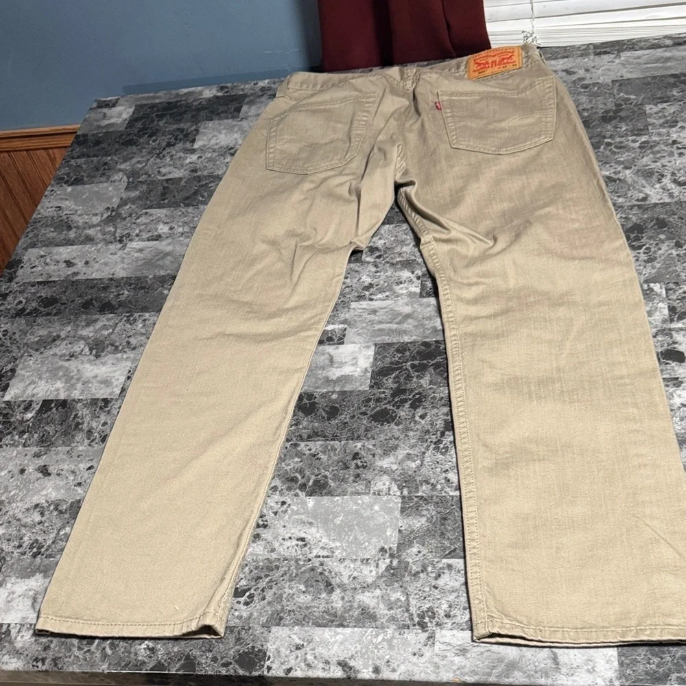 Levi's Men's Tan Chinos
